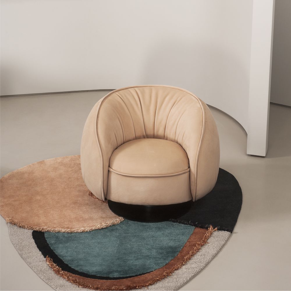 leon armchair