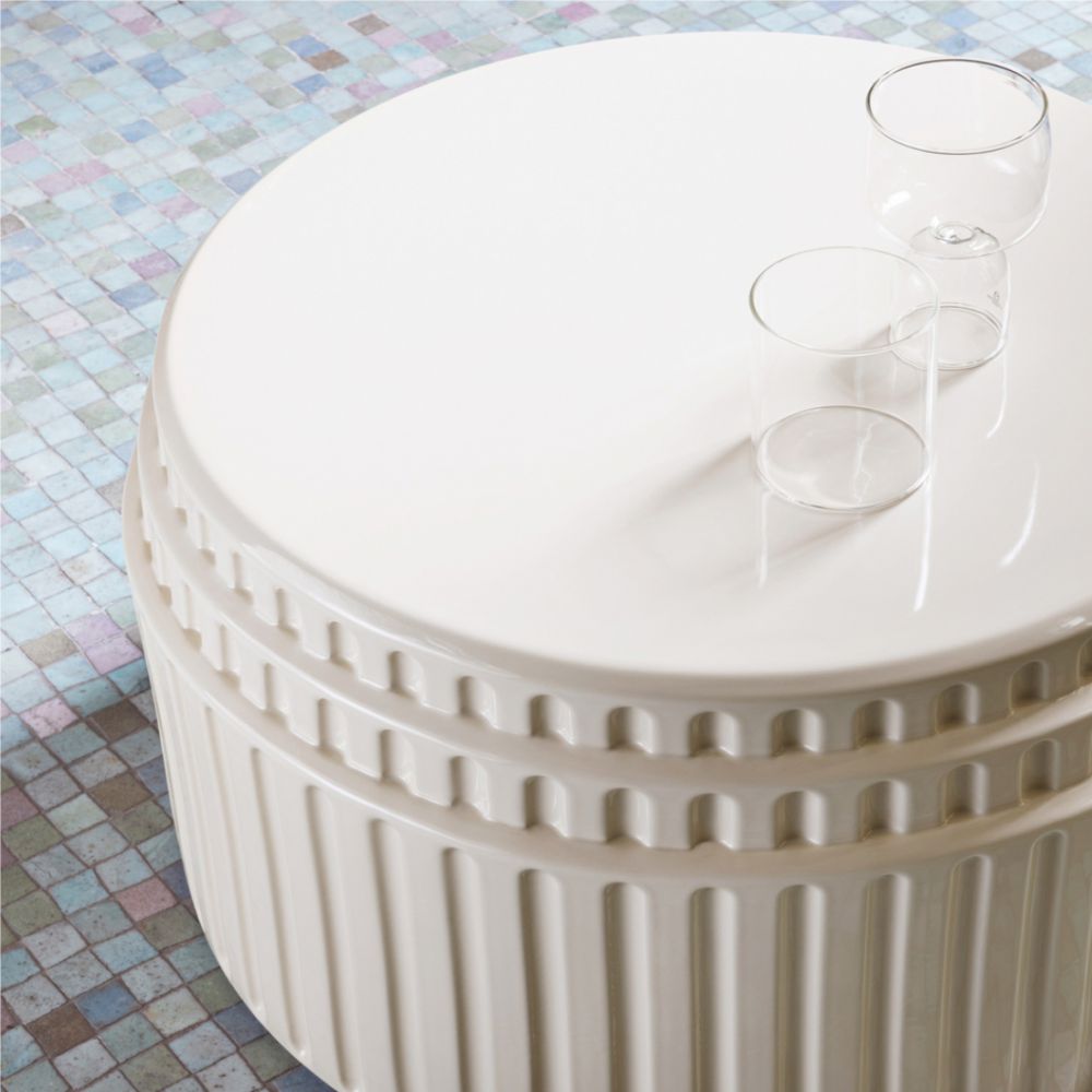 kolos pouf illo coffee table