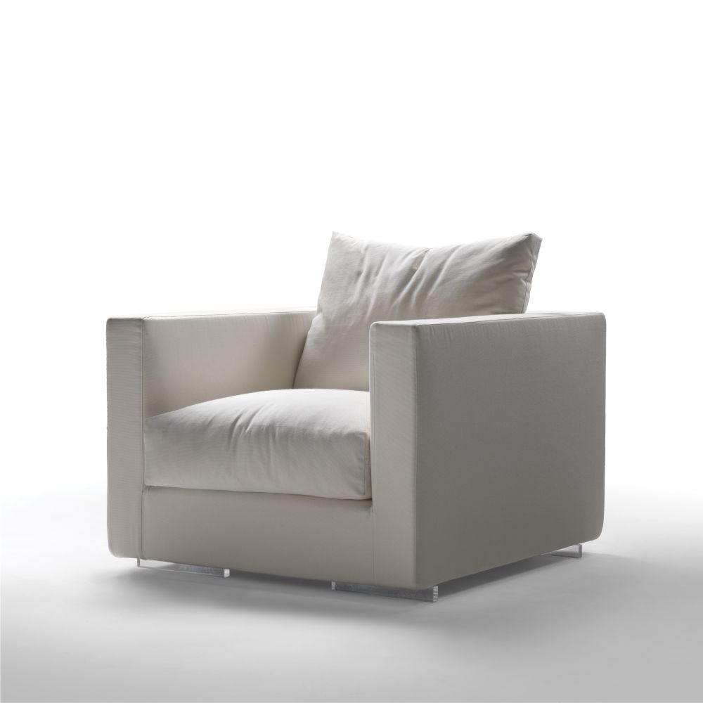 magnum armchair