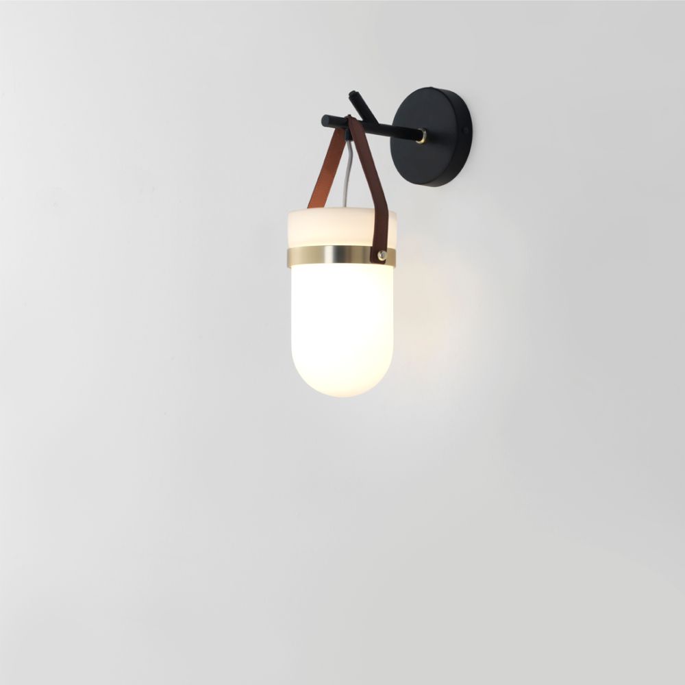 almon wall lamp