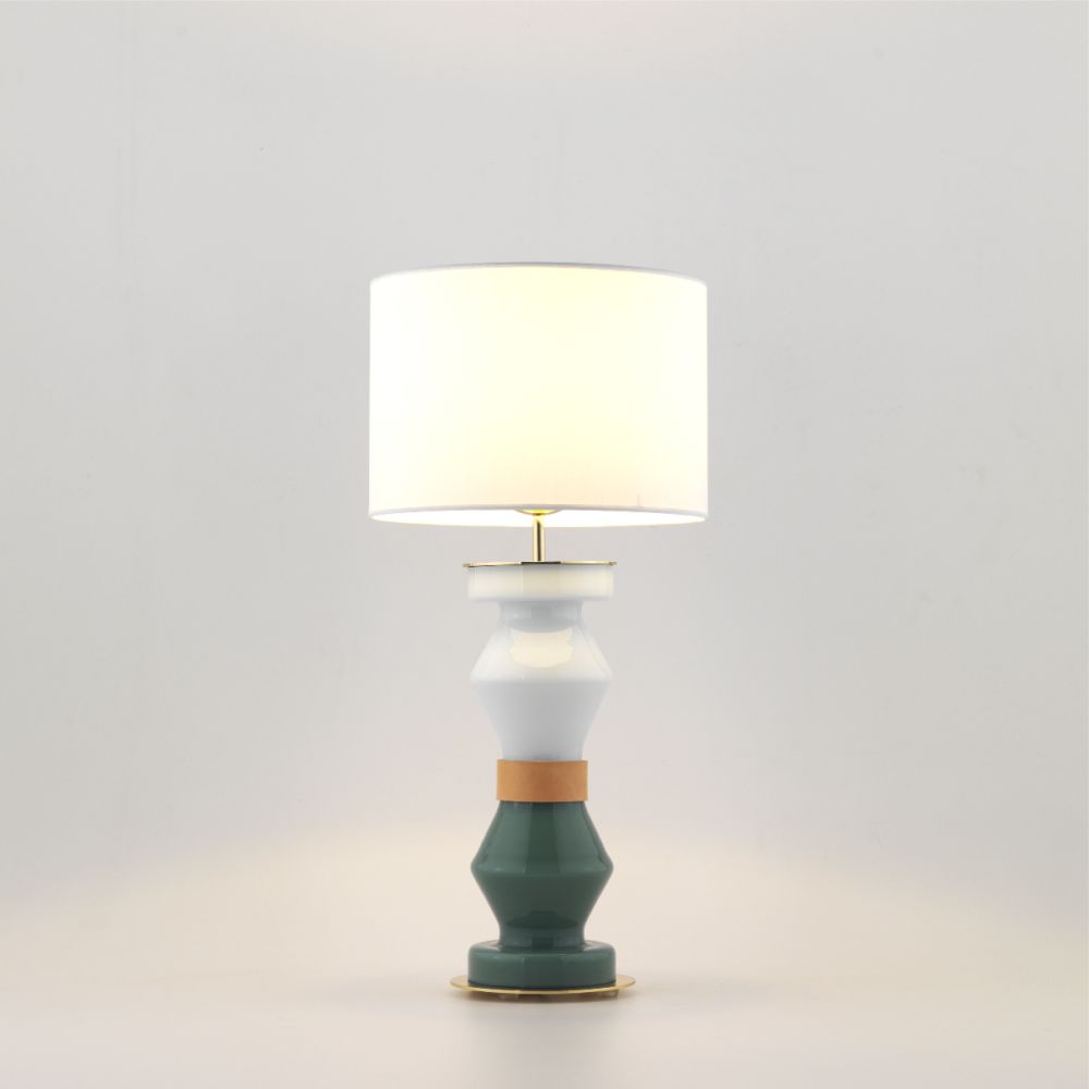 kitta kitta table lamp